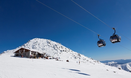 Kamenná chata dnešních dnů Kamenná chata dnešních dnů