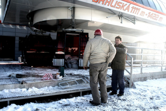 Oranžová lanovka na Chopku