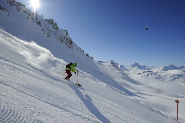 Stubai: lyže, snowboard a freeride