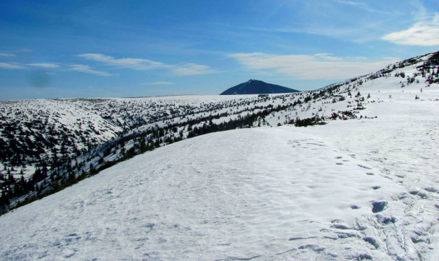 Sněžka (1603 m), nejvyšší česká hora