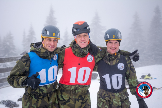 Winter Survival Jeseníky: mrazivé táboření, běh po kopcích a lezení na skalách