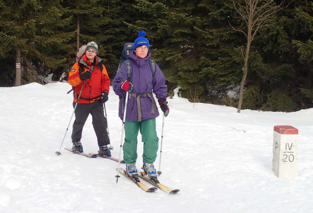 Trampové na skialpech sjeli Sněžku, podívali se do Soví doliny a na Dlouhý hřeben