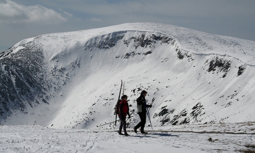 Vjel na lyžích do Obřího dolu a zaplatil pokutu 80 000 Kč Vjel na lyžích do Obřího dolu a zaplatil pokutu 80 000 Kč