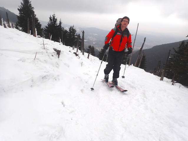 Trampové na skialpech sjeli Sněžku, podívali se do Soví doliny a na Dlouhý hřeben