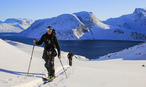 Lyžování v Grónsku: z lodi na fjord  