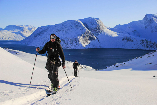 Lyžování v Grónsku: z lodi na fjord  