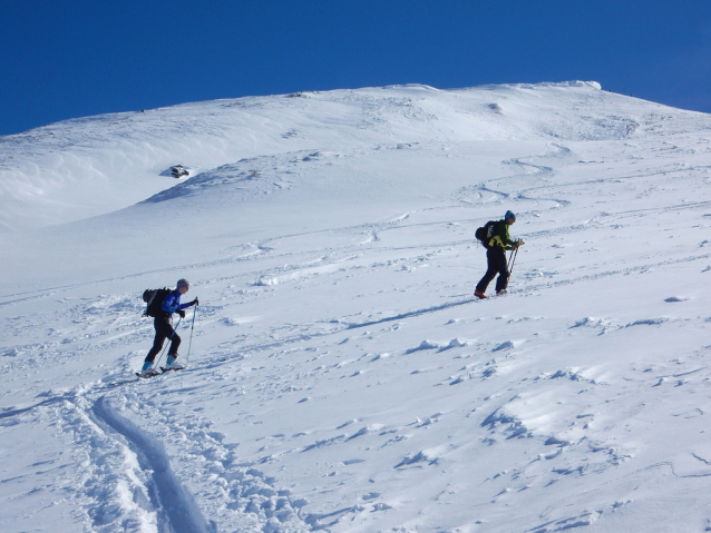 Fantastický vyhlídkový vrchol Vennspitze (2390 m) v zapadlém koutu u Brenneru