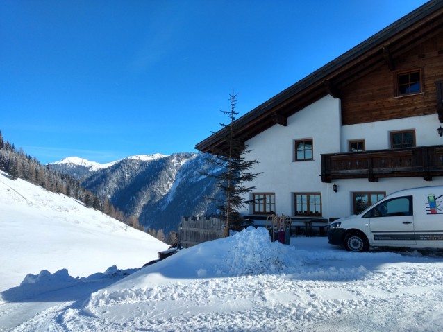 Fantastický vyhlídkový vrchol Vennspitze (2390 m) v zapadlém koutu u Brenneru