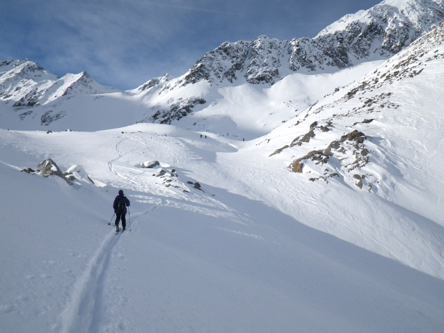 Bliggspitze, klasický jarní skialp v Ötztalských Alpách 