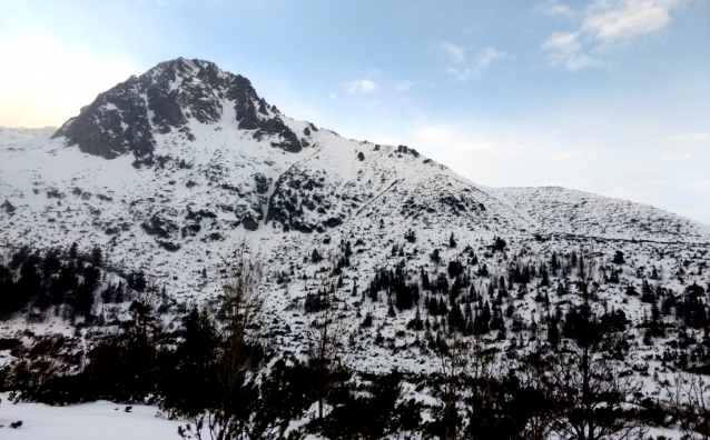 Kopské sedlo odděluje Vysoké Tatry a Belianské Tatry