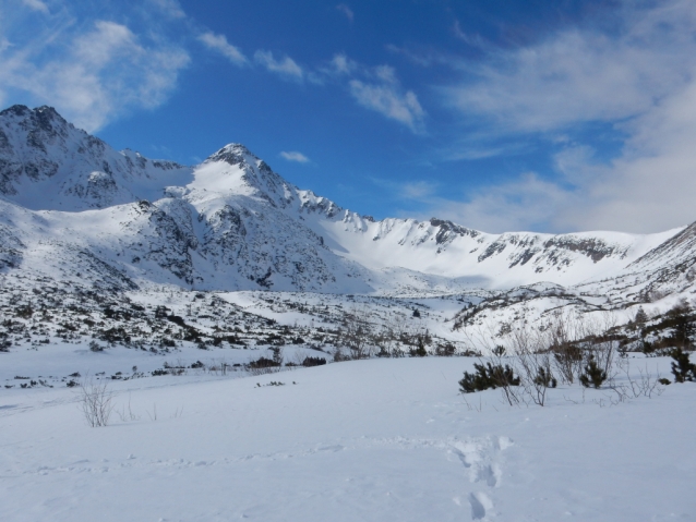 Kopské sedlo odděluje Vysoké Tatry a Belianské Tatry