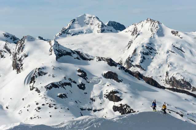 Extreme Ski Climbing: Seven Four-thousander Peaks in less than 24 hours!