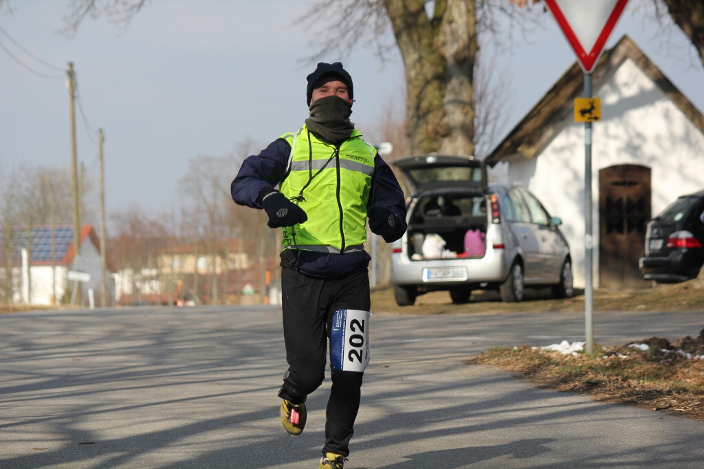 Johannesbad Thermen-Marathon. Právě přibíhají zástupci tisku :-)  