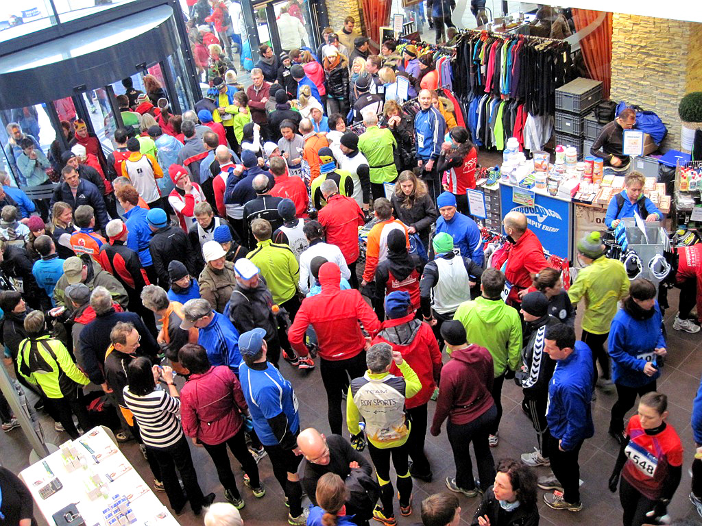 Maratonské expo bylo opravdu našlapané. Johannesbad Thermen-Marathon 2013.