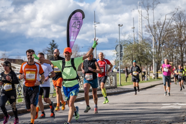 RunTour v Českých Budějovicích běžely hvězdy i rodiny