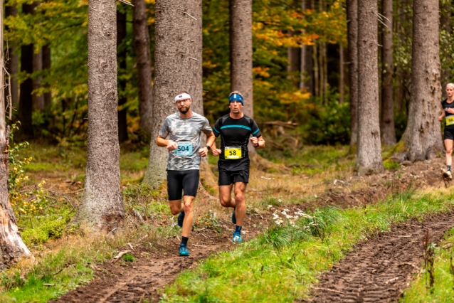 Podzim vyrval vládu babímu létu na Česko-německém půlmaratonu