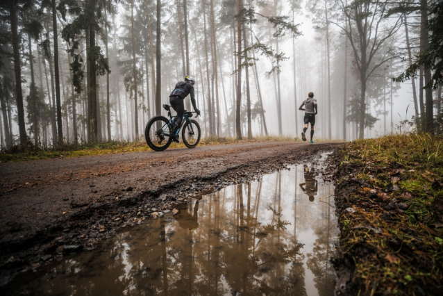 Fejfar vyhrál podruhé adventní přírodní maraton Praha-Dobříš