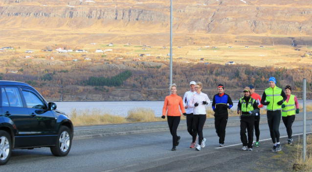 1 muž, 30 dnů, 30 maratonů