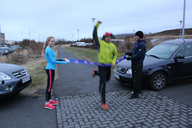 1 muž, 30 dnů, 30 maratonů