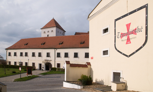 Templářské sklepy Čejkovice, majetek rytířského řádu  Templářské sklepy Čejkovice, majetek rytířského řádu