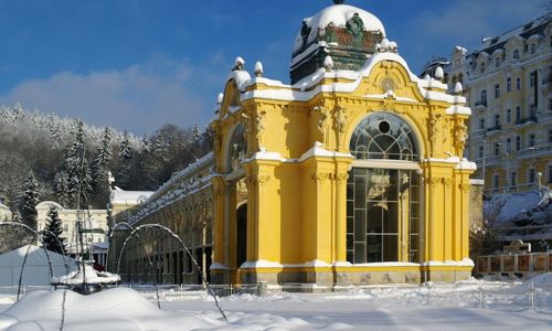 Sjezdovky, běžky a lázně v Mariánských Lázních