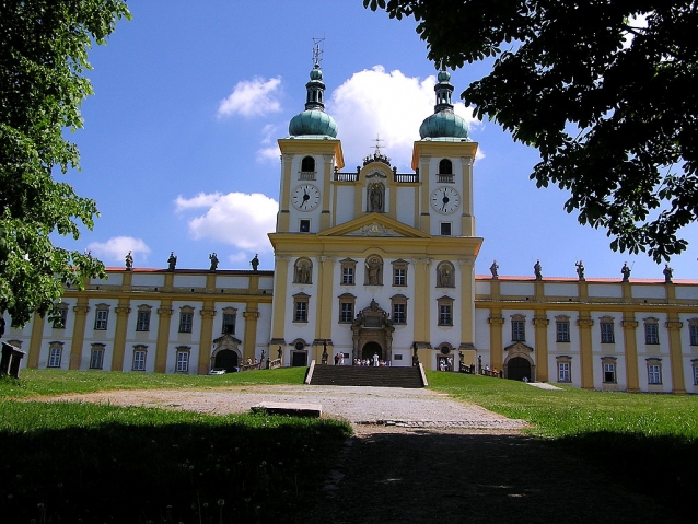 Jídlo, pití a exkurze na Olomoucku