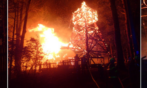 Dřevěný kostel Božího Těla lehl popelem Dřevěný kostel Božího Těla lehl popelem
