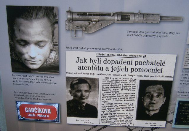 Absurdistán: Ukradli jste nám fotky Gestapa, ve výročí zabití Heydricha je zaplaťte!