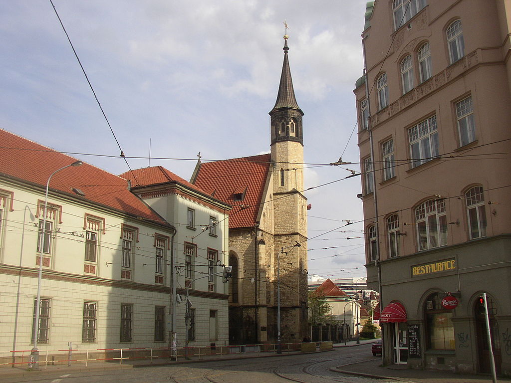 Kostel Zvěstování Panny Marie Na trávníčku, Praha, ulice Na slupi