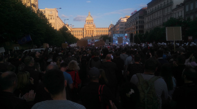 70 000 lidí na Václavském náměstí nechce Andreje Babiše