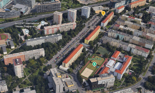 Jihlavská ulice na okraji Pankrácké pláně v Praze Jihlavská ulice na okraji Pankrácké pláně v Praze