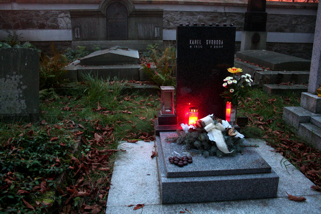 Hřbitov Praha - Záběhlice na Zahradním Městě.