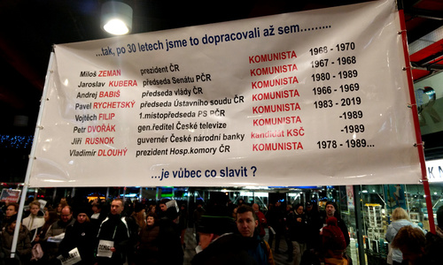 Táhni domů, Babiši, už ti to jede! Táhni domů, Babiši, už ti to jede!