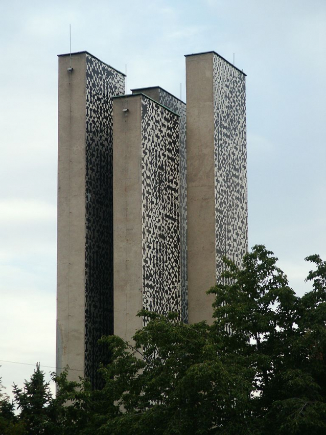 Čtyři Sýkorovy komíny nad Letnou