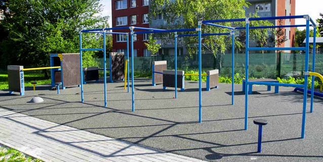 Buď fit! Workout, parkour nebo fitpark?