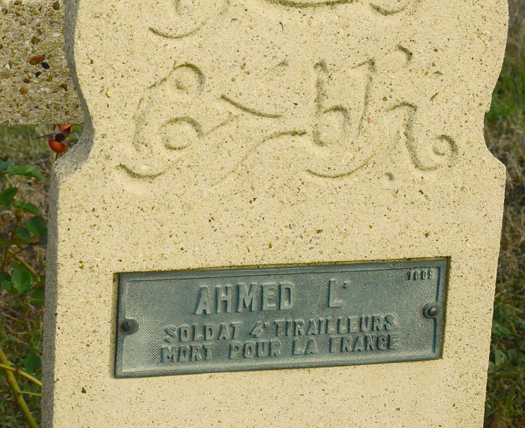 Cernay: Ahmed, mort pour la France.