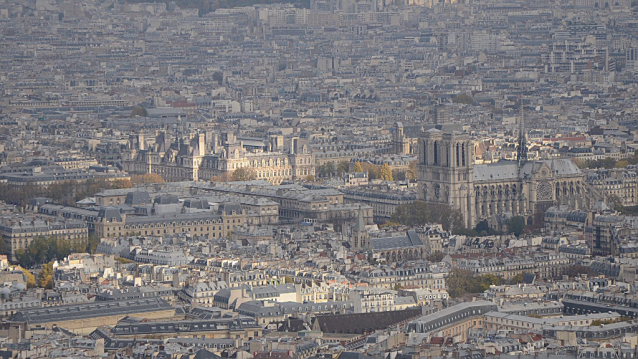 Paříž je druhá - v návštěvnosti i drahotě
