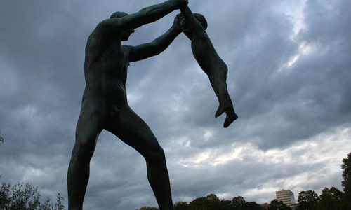 Gustav Vigeland, nacista a stalinista, daroval Oslu úžasné sochy