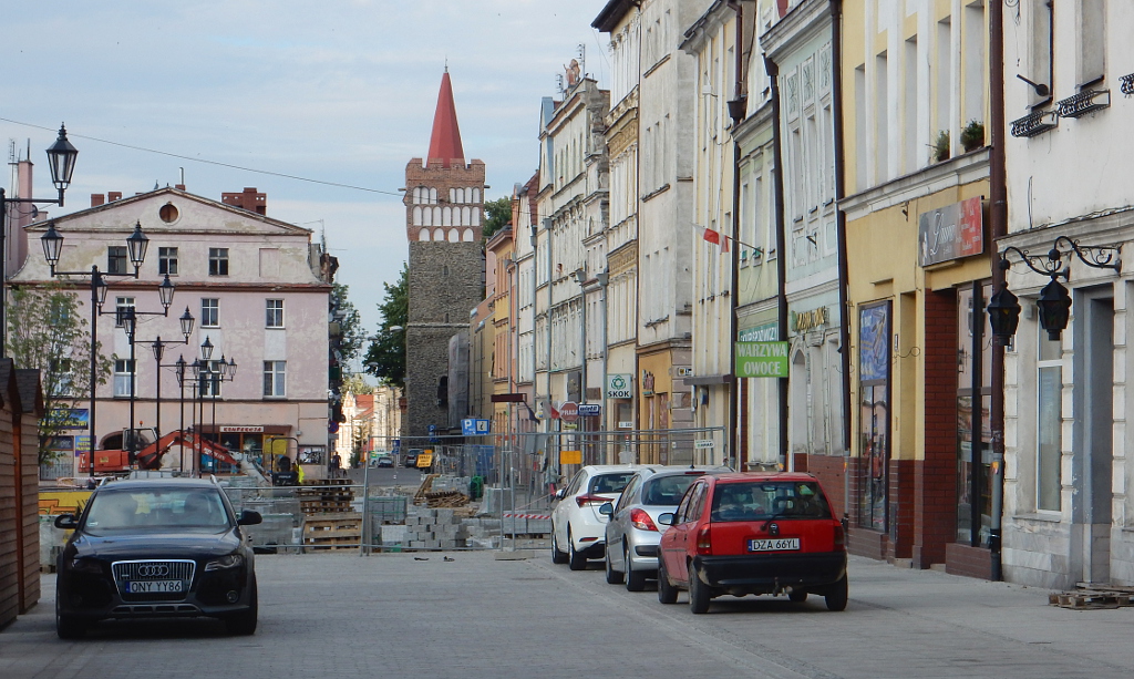Vratislavská brána v Paczkowě. 