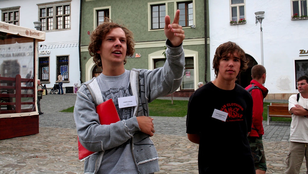 Bardejov je krásné město, ale žít tu nechceme. Ľuboš Cingeľ (vlevo) a Jakub Hankovský.
