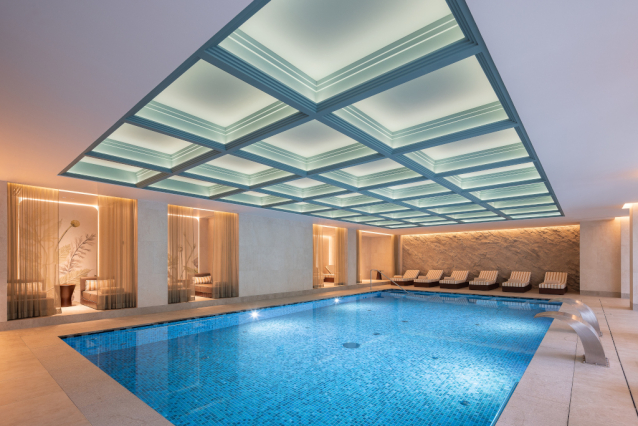 Swissôtel Mariánské Lázně, dříve 5 lázeňských domů