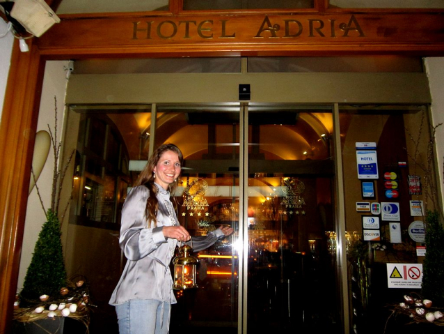 Černá hodinka v hotelu Adria