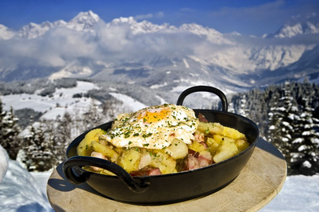 Dlouhý lyžařský den pod Hochkönig