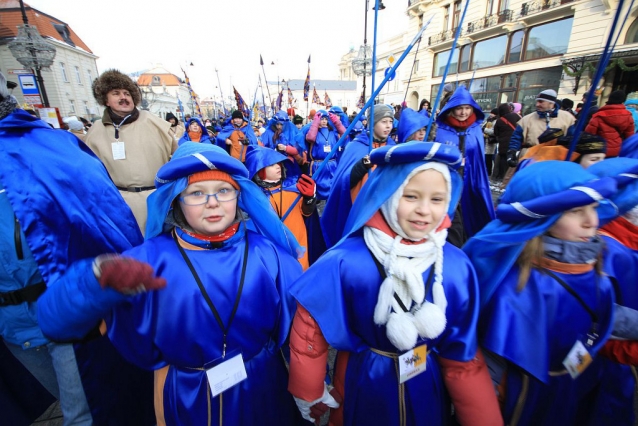 Tradice Tříkrálových pochodů nabrala v Polsku nový směr