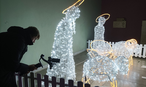 Vánoční trh na Čechově náměstí v Praze Vánoční trh na Čechově náměstí v Praze