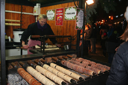 Trdelník, maďarská tradiční pochoutka