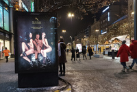 Václavské náměstí: adventní trhy se změnily na vánoční a protáhnou se přes Silvestra