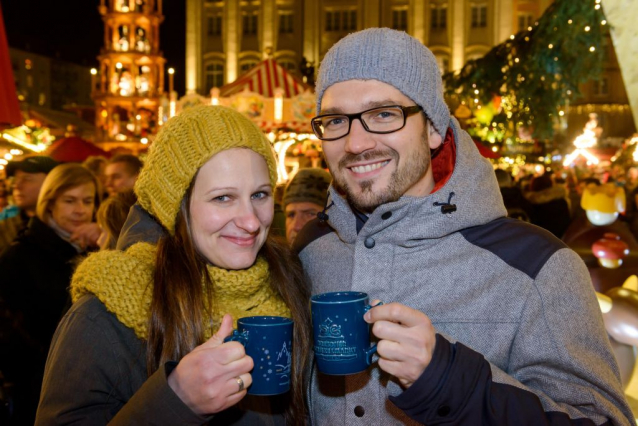 December for foodies: cookies, stollen cake and roast goose