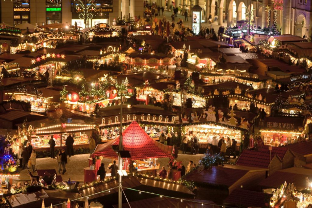 Vánoční trh Štrýclmark / Striezelmarkt v Drážďanech