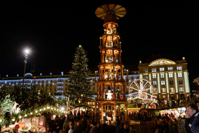 Vánoční trh Štrýclmark / Striezelmarkt v Drážďanech